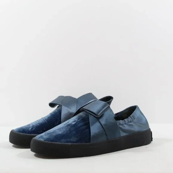 Mercedes Castillo MC Jamilla Slip On Sneakers - Blue Velvet 5.5M - Picture 1 of 5